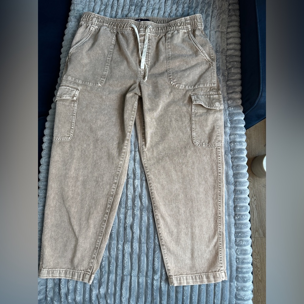 GAP Patch Pocket Cargo Pants, Cropped